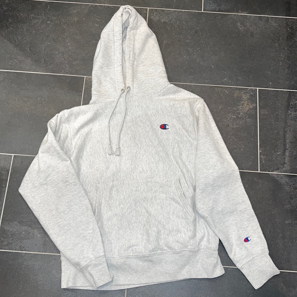 Champion Reverse Weave hoodie size Medium